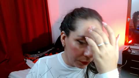  Naih Reyes online show from February 20, 1:36 am