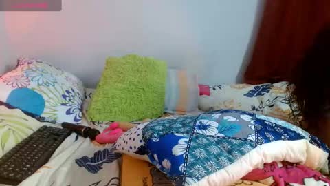  Naih Reyes online show from October 17, 6:28 am