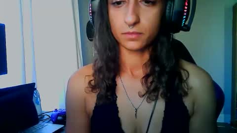 goddessvikkii online show from January 15, 8:17 pm