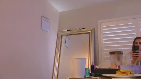MissyMidnight online show from July 10, 1:05 pm