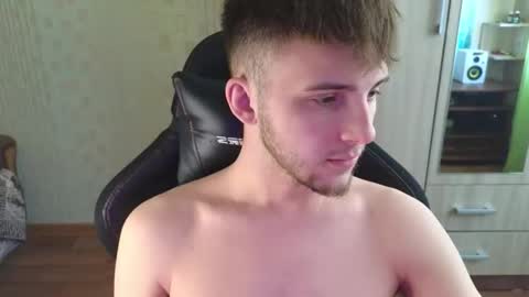 Golden boyyy21 online show from March 22, 9:13 am