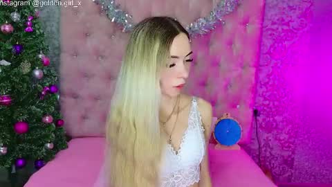 golden girl   online show from December 17, 2:18 am