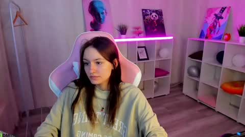 Violla online show from April 25, 9:33 am