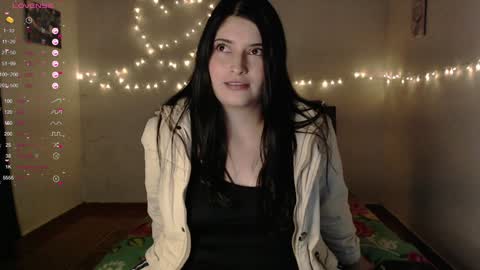 goldencandycotton online show from February 4, 11:05 am