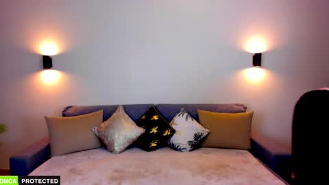 Petra online show from November 6, 8:12 pm