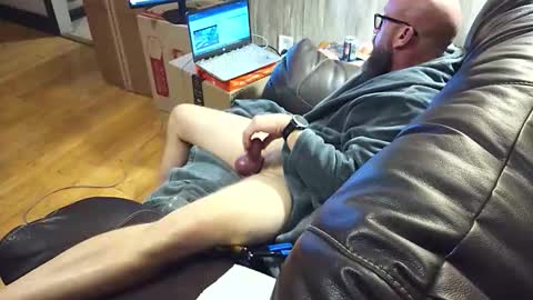 goose1979 online show from March 28, 4:14 am