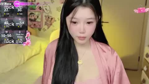 gorgeous girl33 online show from October 4, 6:00 am