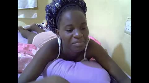 gorgeous_maya1 online show from April 11, 7:45 am