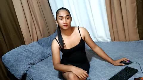 gorgeous_nicole online show from February 12, 5:16 pm