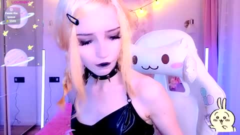 gothiclali online show from May 6, 12:16 am