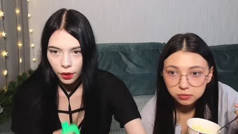 HIMORI AND LISAPVT NAKED online show from January 4, 1:10 pm