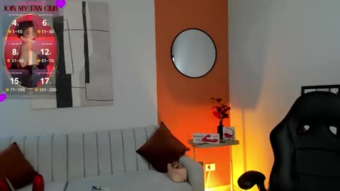 Snapshot of graceelizabeth_ chatting on September 21, 7:51 pm Zuly online show from September 21, 7:51 pm