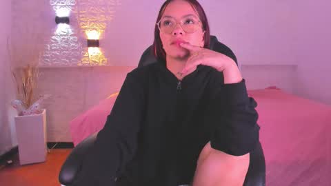 Grace online show from February 5, 1:25 pm