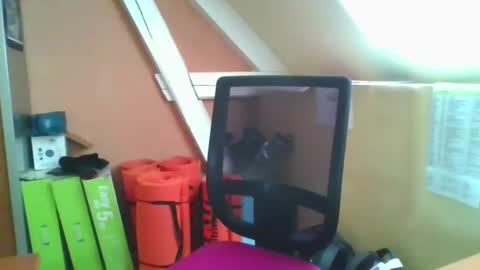 grandbi online show from December 2, 1:08 pm