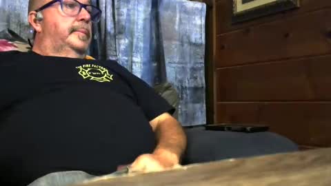 granitebuckeye1969 online show from October 18, 12:04 am