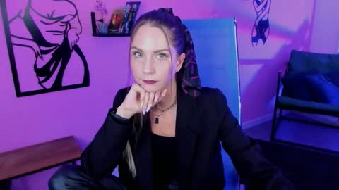 Snapshot of graycewild chatting on September 16, 11:34 am GrayceWild online show from September 16, 11:34 am