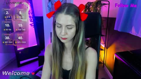 Snapshot of graycewild chatting on January 10, 11:22 am GrayceWild online show from January 10, 11:22 am