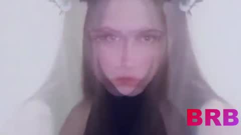 Snapshot of graycewild chatting on January 13, 2:32 pm GrayceWild online show from January 13, 2:32 pm