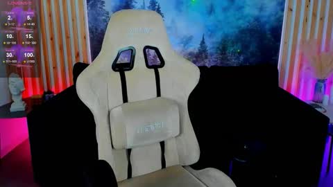 GrayceWild online show from September 29, 5:28 am