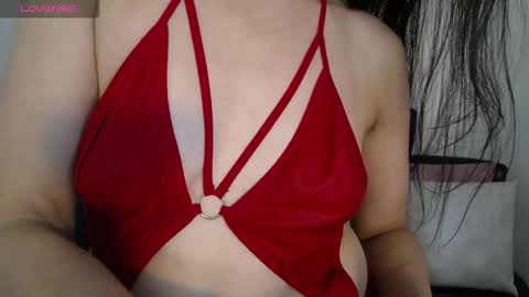 Isabella online show from October 2, 12:15 pm