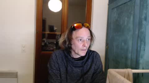 Snapshot of greenmoon88888 chatting on March 8, 7:31 pm Greenmoon online show from March 8, 7:31 pm