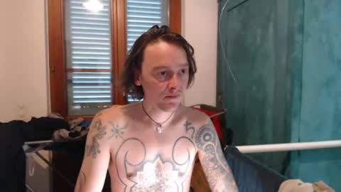 Snapshot of greenmoon88888 chatting on September 23, 9:47 am Greenmoon online show from September 23, 9:47 am