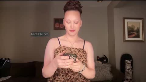 SexQueen Nikki online show from January 30, 6:35 am