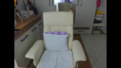 GretaMilf online show from March 27, 8:26 am