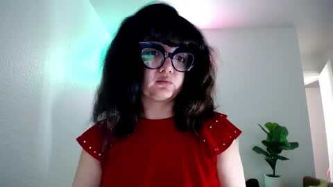 daphne online show from March 10, 1:10 am