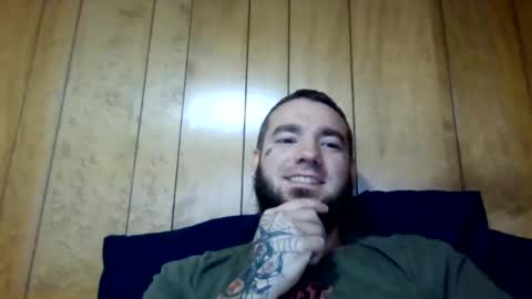 gsloueez online show from December 15, 7:42 pm