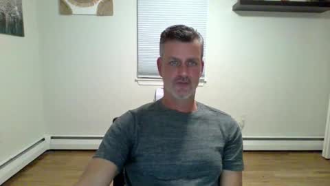 gudguy2025 online show from October 4, 1:03 am