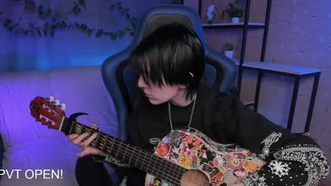 Angel online show from December 14, 5:58 pm