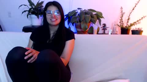 Vane blonde and Hazell black hair online show from February 10, 5:30 pm