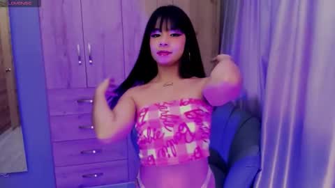 gummyluv online show from October 7, 12:06 am