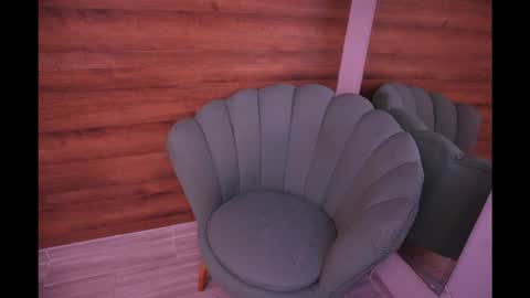 gummyluv online show from December 19, 11:44 pm