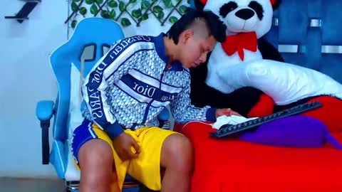 Hakim online show from October 26, 12:17 pm