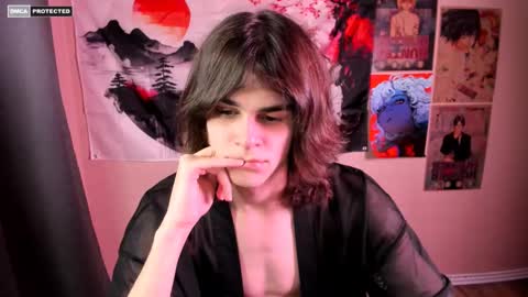 gushill_ online show from February 9, 8:45 pm