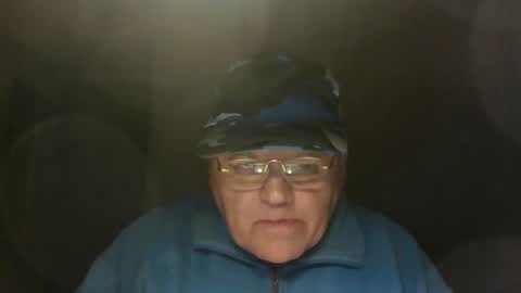 guyboy73 online show from September 27, 12:52 am