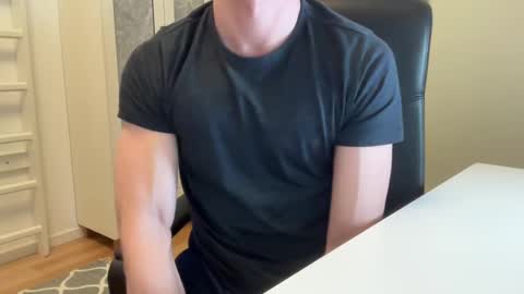 Snapshot of guyfromfinland1981 chatting on March 8, 5:01 pm NaughtyFitHusband online show from March 8, 5:01 pm