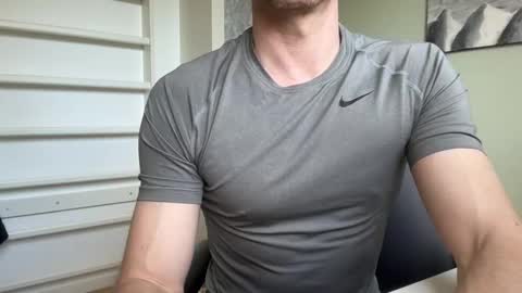 Snapshot of guyfromfinland1981 chatting on March 9, 10:30 am NaughtyFitHusband online show from March 9, 10:30 am
