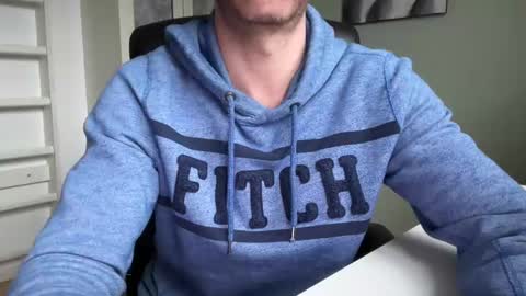 Snapshot of guyfromfinland1981 chatting on March 12, 5:24 am NaughtyFitHusband online show from March 12, 5:24 am
