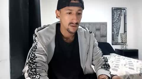 karim online show from February 5, 9:35 am