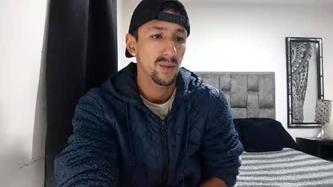 karim online show from February 26, 10:18 am