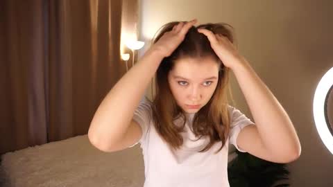 Molly online show from January 10, 5:57 am