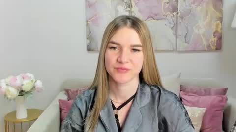 gwensmitt online show from June 19, 10:16 pm
