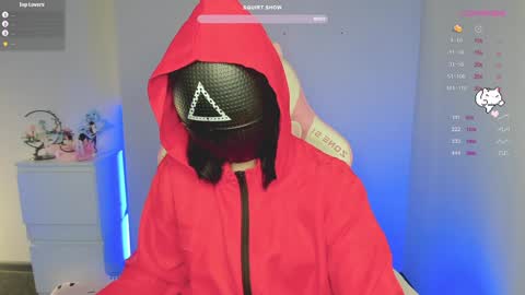   online show from February 3, 10:03 am