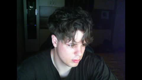 gymguy0505 online show from April 21, 8:05 pm