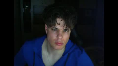 gymguy0505 online show from April 18, 10:21 pm