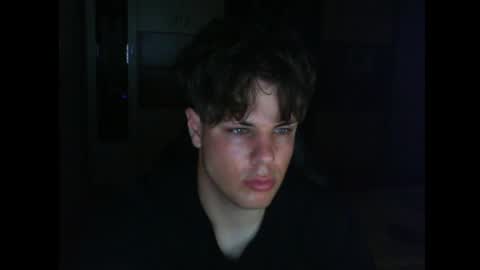 gymguy0505 online show from May 19, 8:49 pm