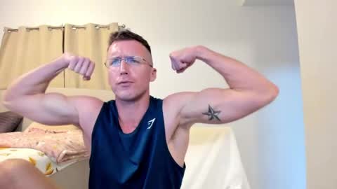 Snapshot of gymjock22 chatting on January 24, 11:02 pm GymJock22 online show from January 24, 11:02 pm